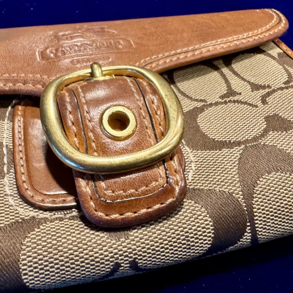 Coach Wallet - Picture 2 of 4